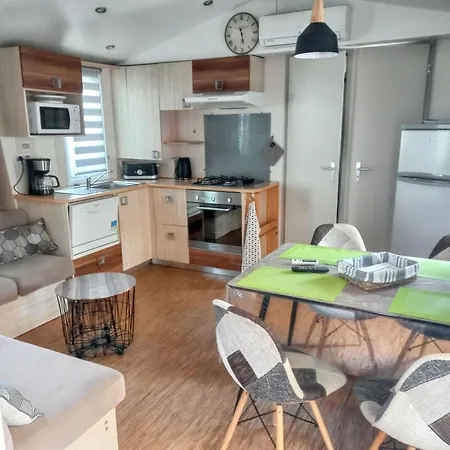 Holiday home A Avec Piscine Partagee Valras-Plage